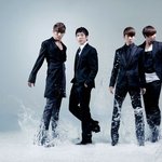 맥도날드 아셈점에 인기 아이돌그룹 `<b>2am</b>`이 뜬다.