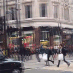 <b>런던</b>에서 사생에게 쫓기는 엑소