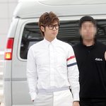 유노윤호 출장 가시는 젊은 <b>ceo</b> 포스ㅋㅋ