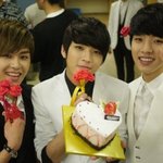 아이<b>돌</b>들의 즐거운 생일 <b>파티</b> 모음