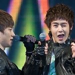 과한 애교도 <b>깜찍</b>한 아이돌들
