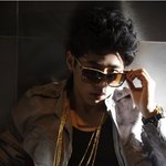 잘생긴 랩퍼 double <b>k</b>