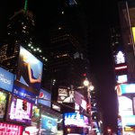 뉴욕 타임스퀘어 에서 세계적으로  아리랑 알리기-수정합니다