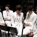 미친년. 이<b>말</b> <b>밖</b>엔 안 나올따름입니다.