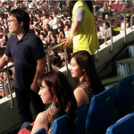 '원더걸스'콘서트에 방문한 '소녀시대 티파니,서현'