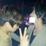 21男 턱성형 지방이식 할려는대 고민심각합니다