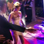 볼수록 멘탈붕괴되는 <b>유인나</b> 직찍 속 몸매