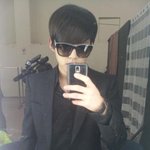 ★★유키스 <b>동호</b>~ 올블랙 수트 입었는데 안 더워??