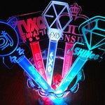 엘에이슴콘이엇나 그때쓰던 엑소<b>야광</b>봉