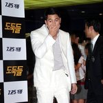 정우성은 정장만 입으면 <b>짱구네</b> 원장 선생님 되는듯..ㅠㅠㅋㅋ