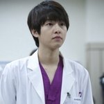 <b>의사</b>역이 잘 어울렸던 연예인들