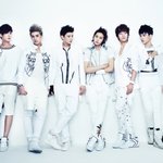 <b>빅스</b> ★ 배트맨 "다크나이트 라이즈展"서 작가 변신?