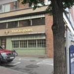 오늘 점심 뭐 드셨어요? <b>전</b> 뚜레쥬르 <b>빵</b> 먹고 왔습니다.