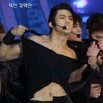 아이돌 그룹 멤버들의 신의 <b>한수</b>.jpg