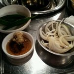 비가 쏟아져도 배는 고프다!! <b>항정살</b> 맛집 구공탄