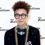 남자 연예인들의 조금 과한 펌 <b>st</b>