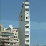 대륙에서 초<b>슬림</b>한 아파트