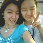 <b>데뷔</b>전부터 친해 보이는 아이<b>돌들</b>