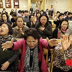레이디가가의 내한공연을 반대했던 <b>개독</b>새끼들!!