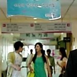 수지 vs 공효진, 초록색 <b>구두</b>가 그리 탐났어?