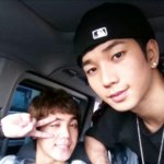 지오빠랑 <b>미르</b>오빠 둘이서 뭐하고 다니는 거야?