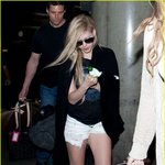 산다라박 머리 한 에이브릴 라빈