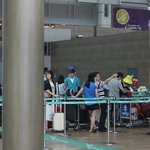 인천공항에서 정글의 <b>법칙</b> 출연자들 직찍 찍어 옴!!