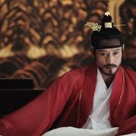 촬영장 <b>안팎</b>이 진짜 다른 이병헌ㅋㅋㅋ