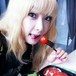 <b>토리</b>는...