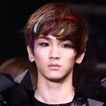 美에 <b>민감</b>한 듯한 남자 아이돌