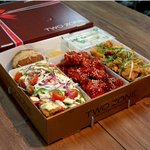 치킨 <b>포장</b>박스만 봐서는...