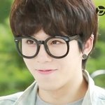 이번에대뷔가아닌컴.백하는아이돌입니닿ㅎㅎㅎㅎㅎ