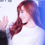 진짜... 예뻐진... 티파니... 요즘...