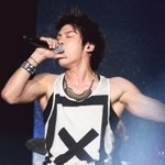 핏대가 터질것 같은 남자 아이<b>돌들</b>