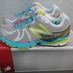 언니들! <b>뉴발</b> 신발좀 봐쥬세요 ㅠㅠ