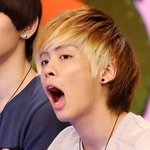 귀엽게 <b>하품</b>하는 남자 아이돌들