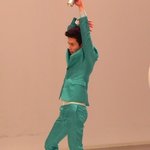 예능감 물오른 이동욱~재미난 <b>몸짓</b>