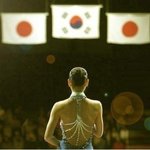 김연아 사진으로 엔터톡 정화 <b>시도</b>