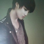 카이 <b>이사진</b> 태민이랑 완전비슷하네
