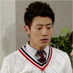 요즘 뜨는 <b>넝쿨</b>당 천재용!! 판박이 다이어트워6 트레이너 이대원...