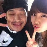 예능 대세 멤버들의 <b>의외</b>의 인맥 인증 셀카