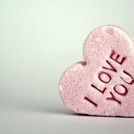 사랑이란 때로는 <b>사치</b>일 뿐이다