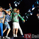 비스트 '무대 마지막은 대세돌인 우리가!'