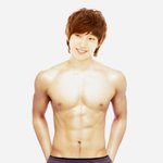 ★<b>b1a4</b> 진영 근육 공개!