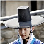 혐한류가 무서워 <b>항일</b>드라마는 찍지 않습니다. 저는 한류스타니까요...