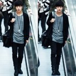 스키니진 어울리는 남자 아이돌