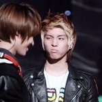 찡그린 <b>표정</b>도 귀여운 아이돌 멤버들