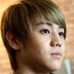 <b>피부</b> 안좋아 보이는 아이돌 멤버