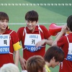 아이돌 막내의 <b>독특</b>한(?) 취미.jpg