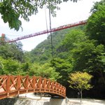 강천사계곡의 <b>구름</b>다리